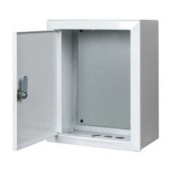 Монтажный навесной шкаф с монтажной панелью, дверь с замком, 280х330х140 мм, IP31